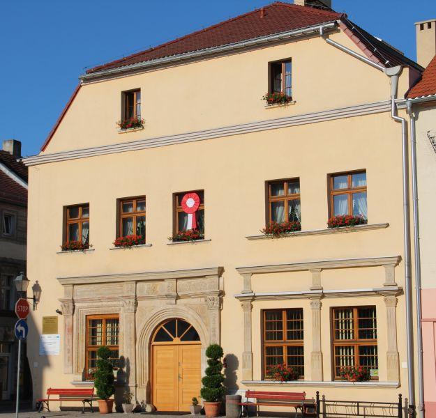 (szerokość: 625 / wysokość: 600)