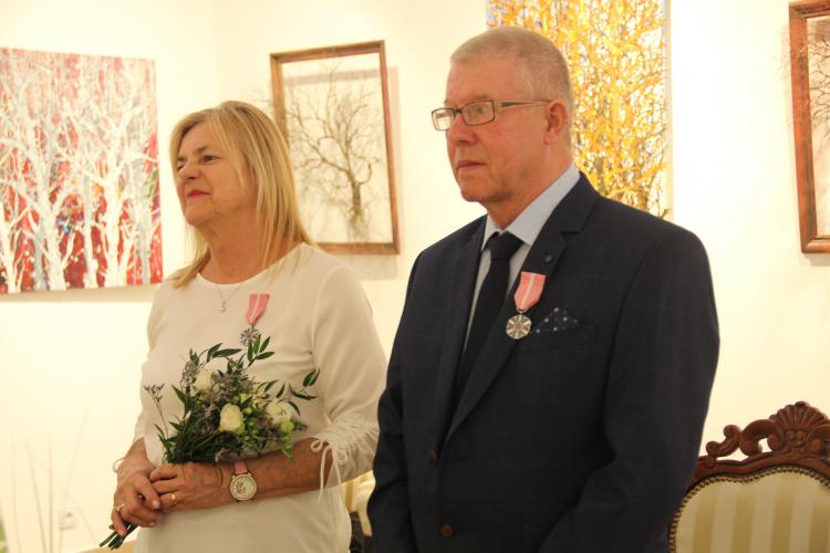 (szerokość: 750 / wysokość: 500)