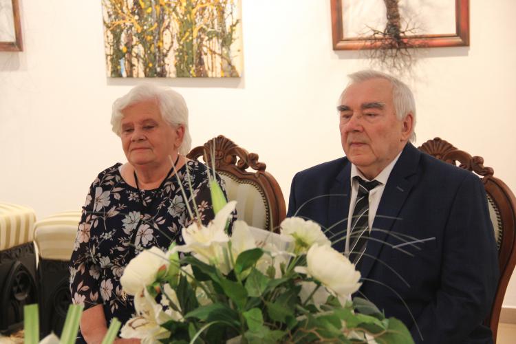 (szerokość: 750 / wysokość: 500)