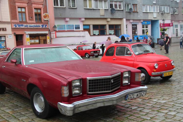 (szerokość: 750 / wysokość: 500)