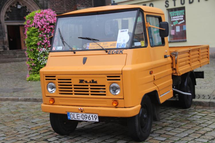 (szerokość: 750 / wysokość: 500)