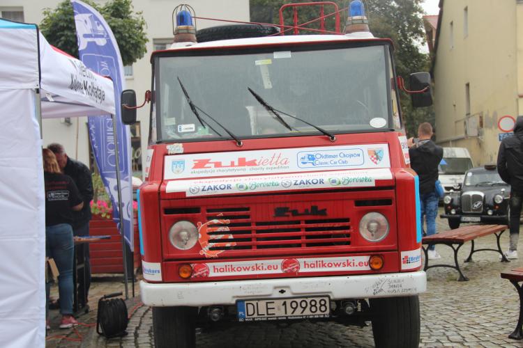 (szerokość: 750 / wysokość: 500)