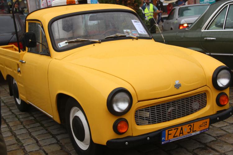 (szerokość: 750 / wysokość: 500)