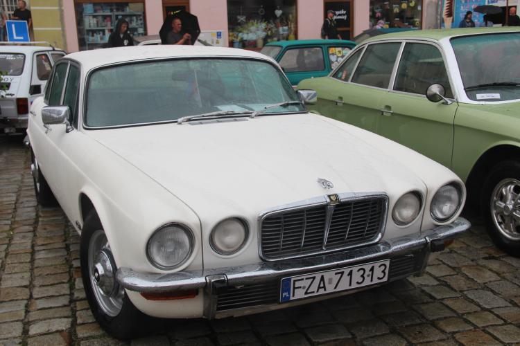 (szerokość: 750 / wysokość: 500)