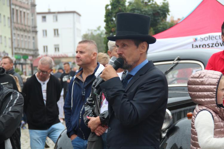 (szerokość: 750 / wysokość: 500)