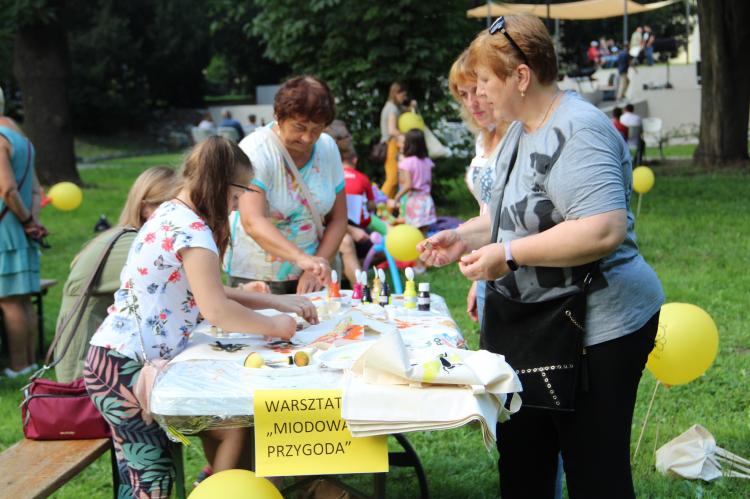 (szerokość: 750 / wysokość: 499)