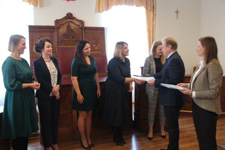 (szerokość: 750 / wysokość: 499)