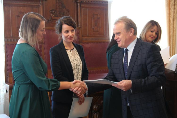 (szerokość: 750 / wysokość: 499)